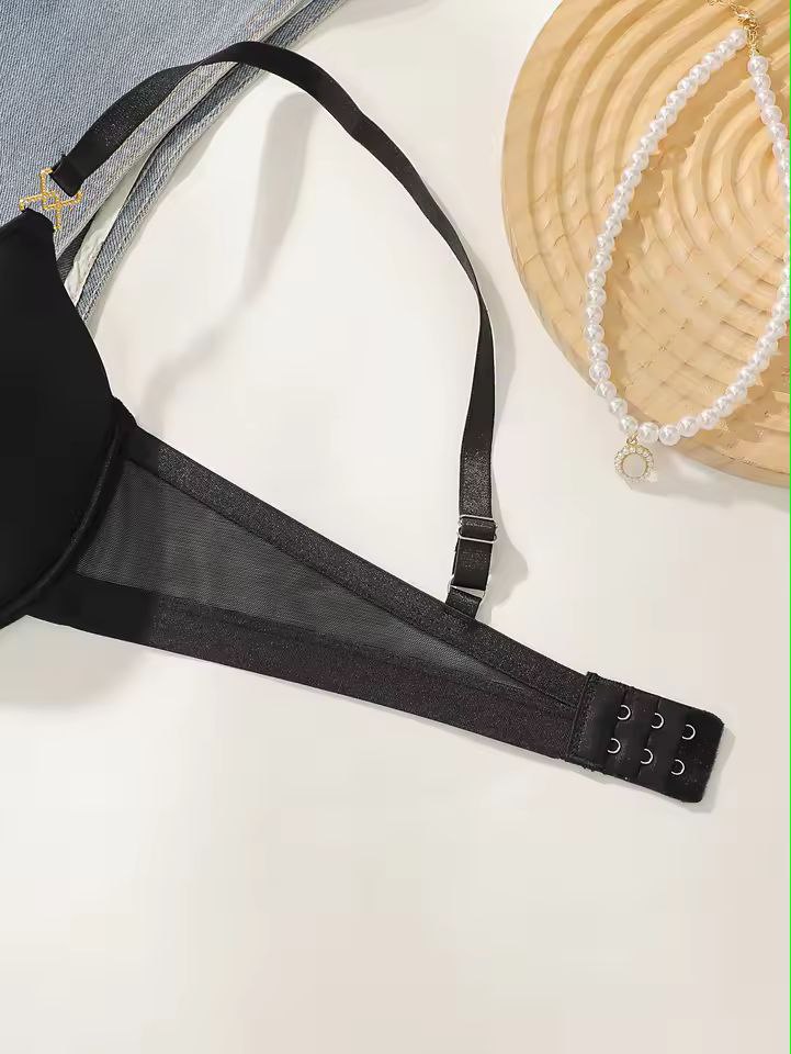 European and American women's sexy lingerie set black pull up bra thong spring and summer new products B2932